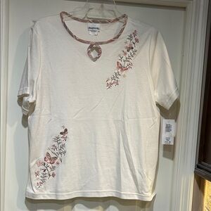 NWT BonWorth Women's Cream Embroidered Floral & Butterfly Tee